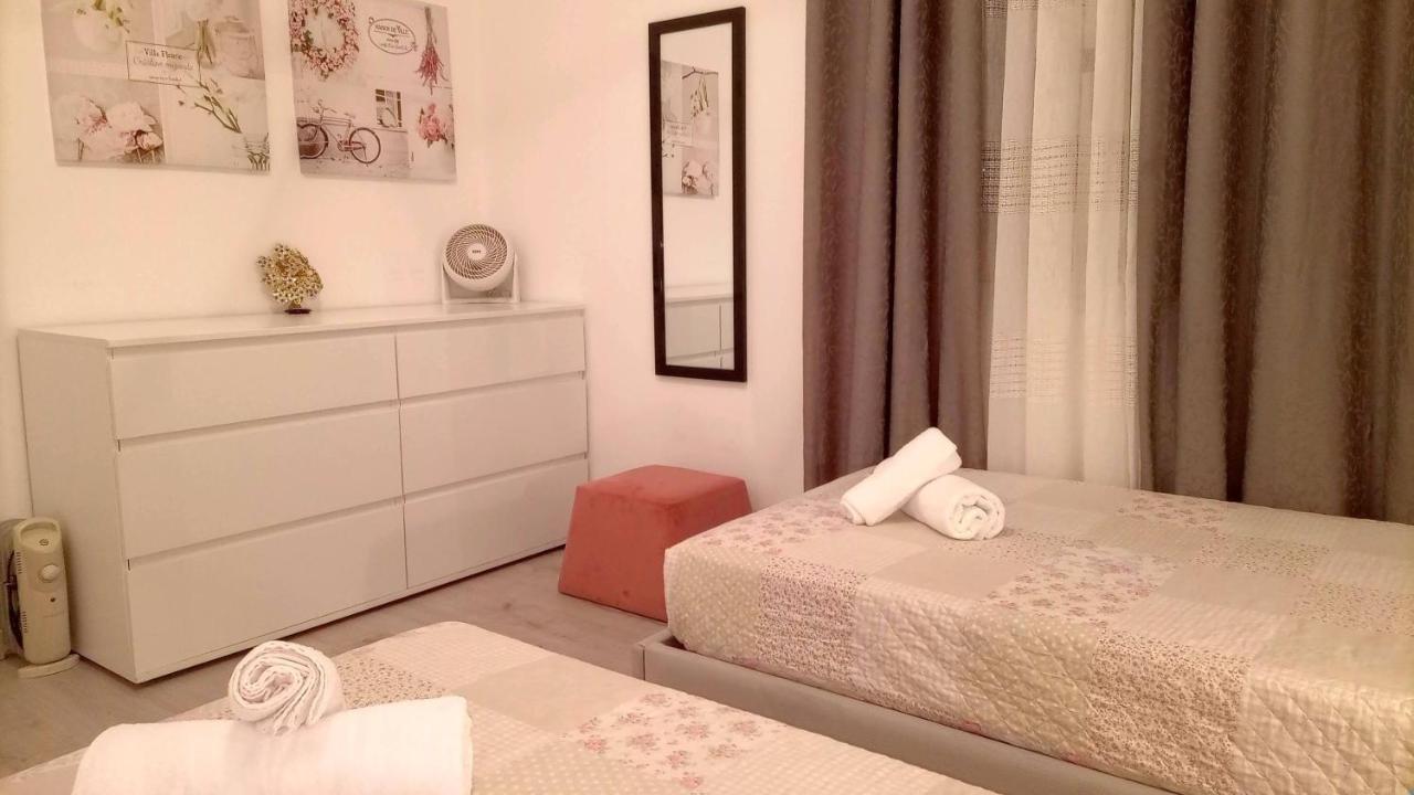 פונשל Panoramic View Apartment מראה חיצוני תמונה