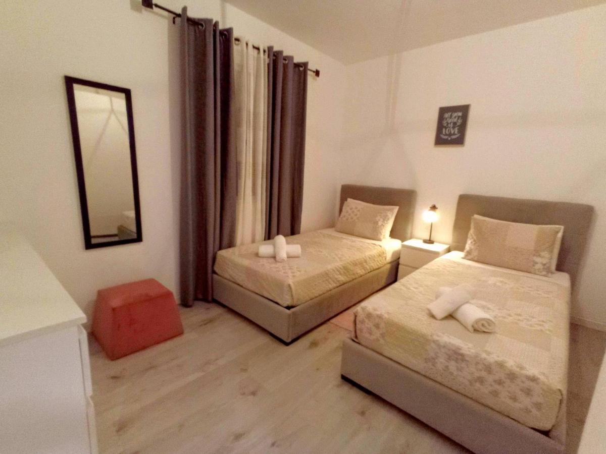 פונשל Panoramic View Apartment מראה חיצוני תמונה