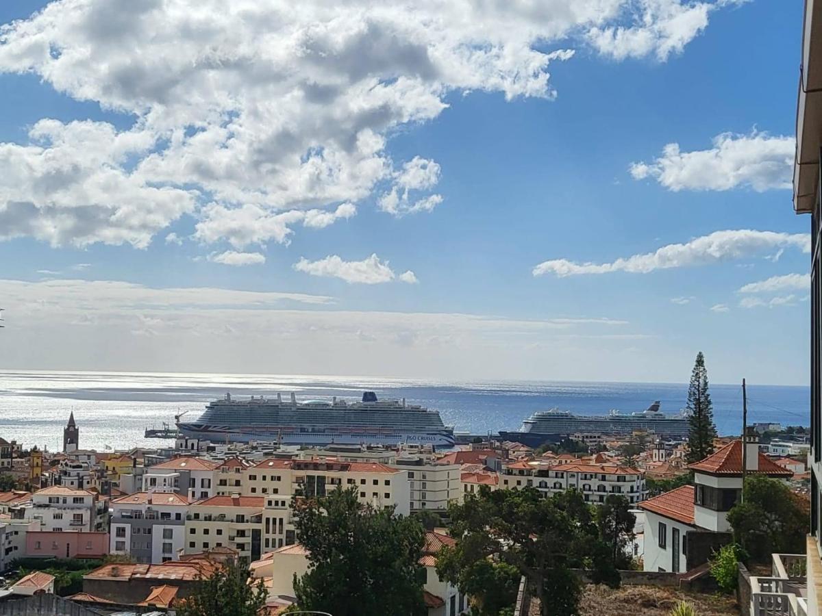 פונשל Panoramic View Apartment מראה חיצוני תמונה